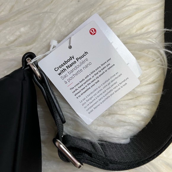 Lululemon crossbody with nano pouch in color black
RARE AND BRAND NEW - Picture 5 of 6